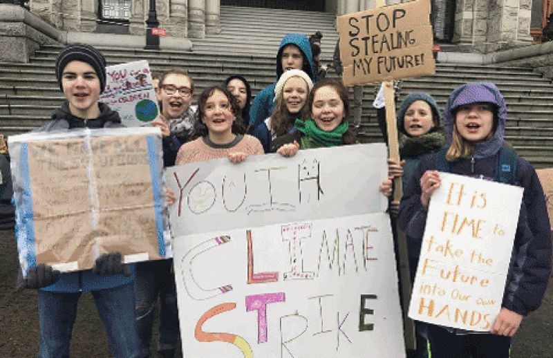 Climate strike by youg students-6d4fcd0809baaaed4fe73b630ea82d781623303984.gif